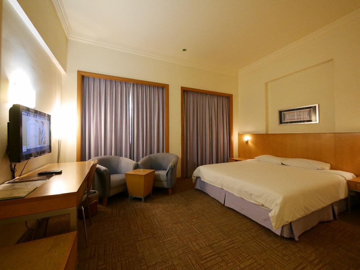 Premier Hotel Sibu Exterior photo